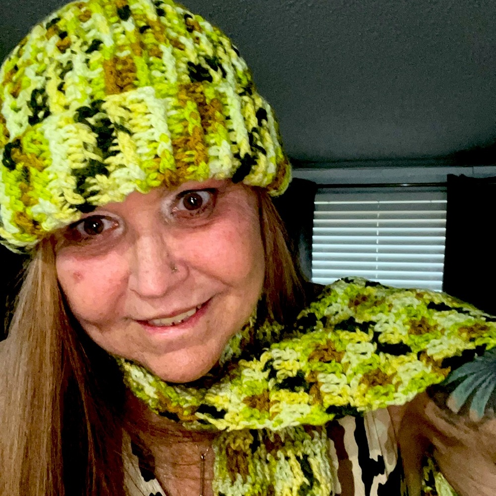 Handcrafted handmade crocheted 🧶 hat beanie & scarf new 🆕 green brown see pics